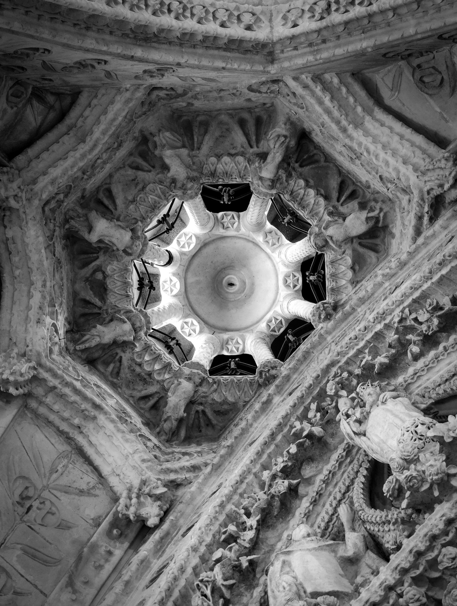 best ceiling fan brands motor and blade design detail close-up