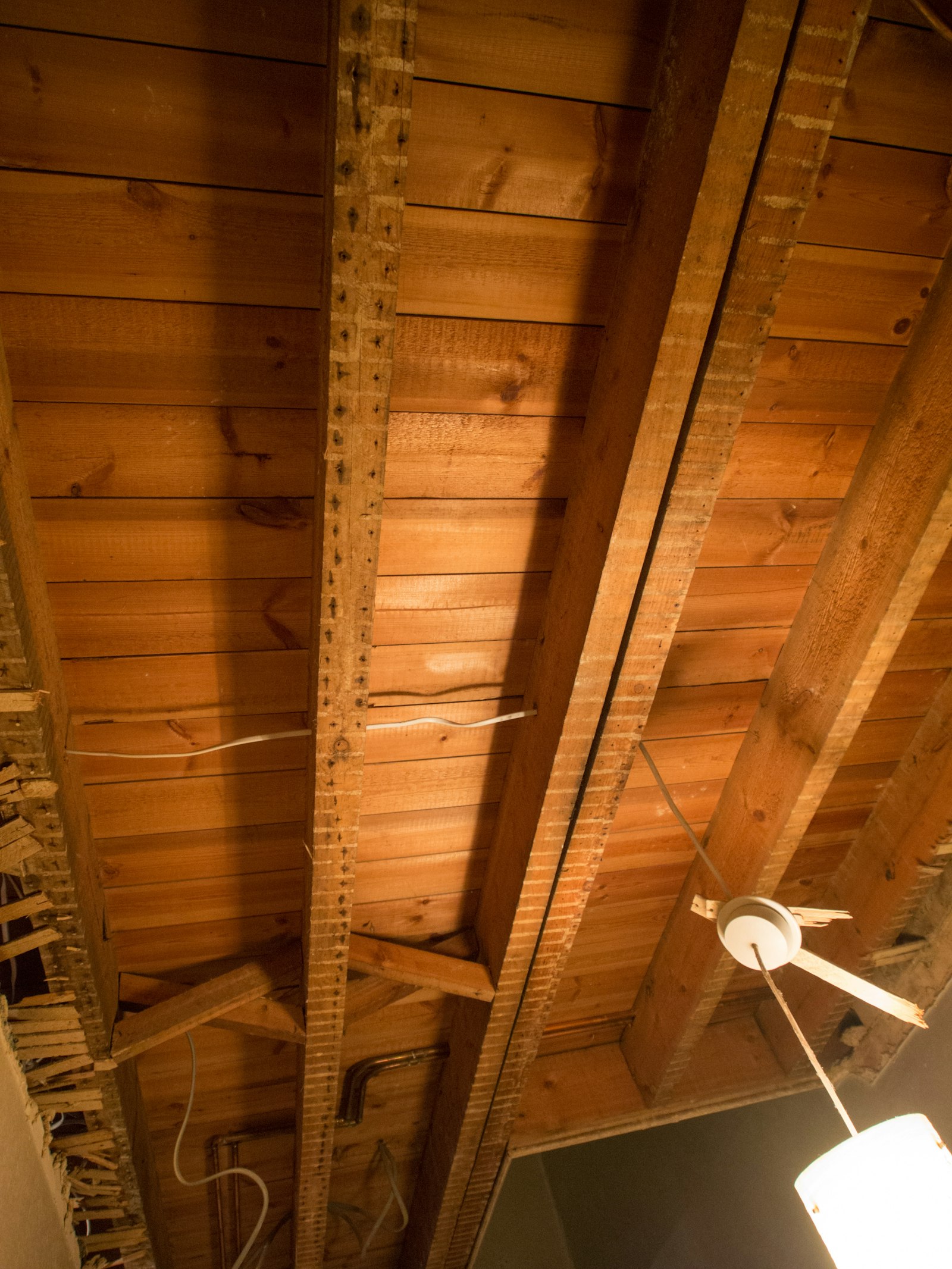 Best ceiling fan brands comparison for home cooling